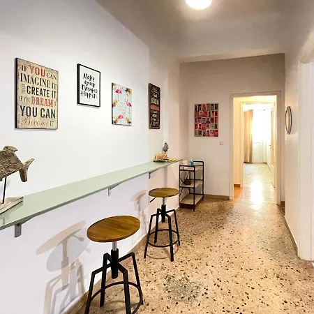 Soho Charming 55sqm Apt In Apartment