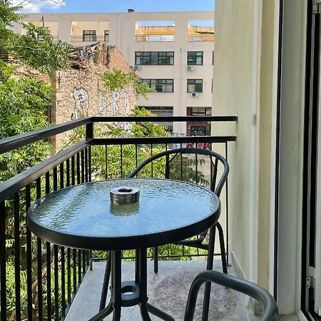 Apartment Soho Charming 55sqm Apt In *